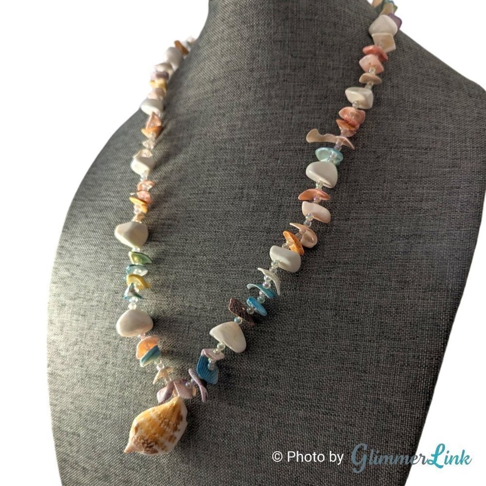 Conch Shell & Shell Chip Multicolor Pastel Beaded… - image 4